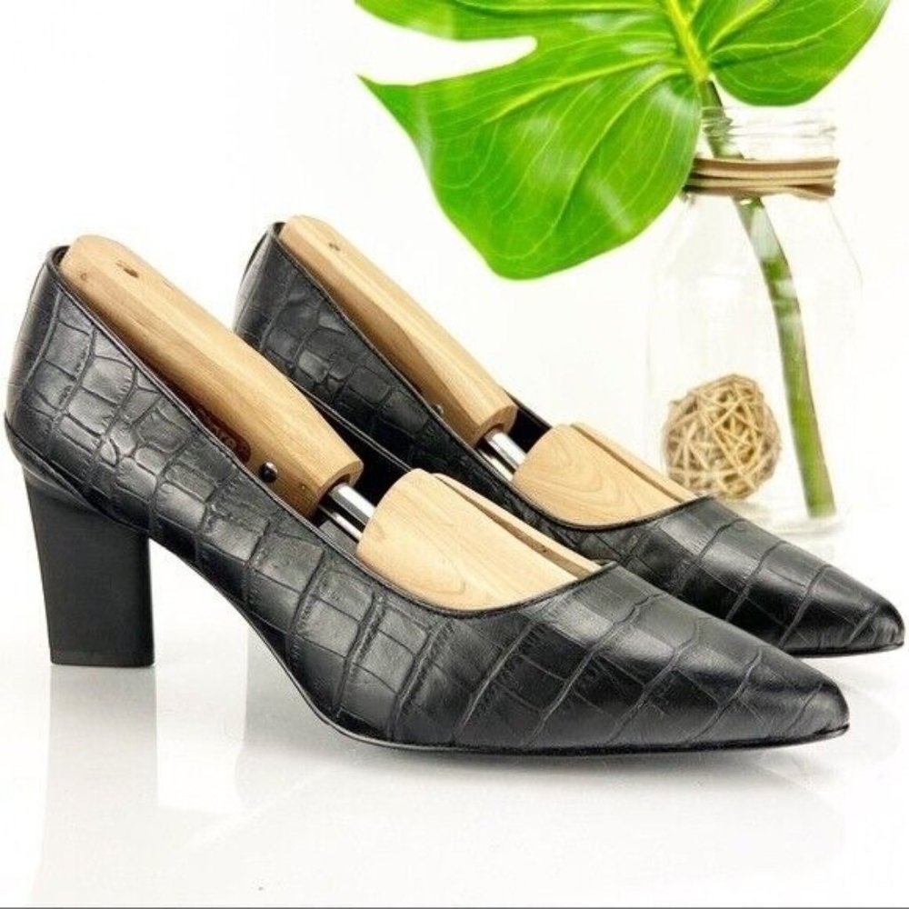 LOGO Lori Goldstein Women's Liza Pump Size 7 Pointed Croc Embossed Leather Black